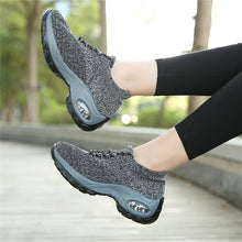 Load image into Gallery viewer, EasyWalk Pro | Ergonomic pain relief sneakers
