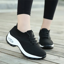 Load image into Gallery viewer, EasyWalk Pro | Ergonomic pain relief sneakers
